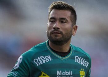 Jean Meneses, da positivo a Covid-19