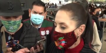 Sheinbaum pide no caer en pánico ante incremento de contagios por Ómicron