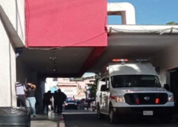 Balean a un joven tras intento de robarle su vehículo