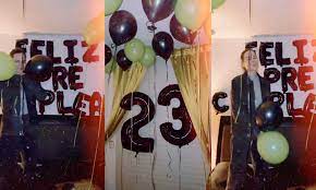 Belinda sorpende a nodal con detalle romantico