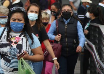 Puebla suma 461 contagios de Covid en 24 horas; presidente de congreso de positivo