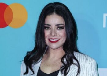 Violeta Isfel es diagnosticada con depresión.