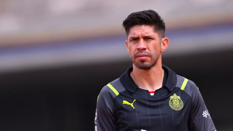 Oribe Peralta anuncia su retiro del Futbol.