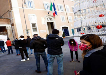 Italia impone la vacunación obligatoria para los mayores de 50 años