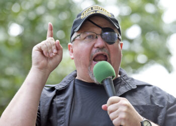 Arrestan a líder ultraderechista por asalto al Capitolio