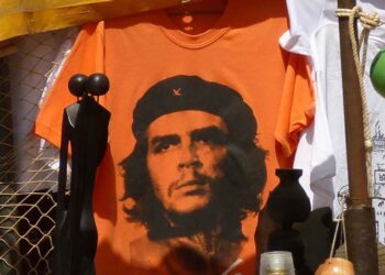 Muere Mario Terán Salazar, militar que asesinó al ‘Che’ Guevara