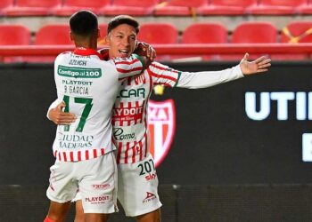 Necaxa por fin triunfa como local y vence a Gallos