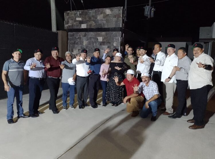 Arman Barras y Colegios de abogados frente para defender el voto de MORENA