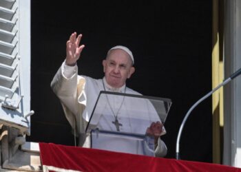 En el nombre de Dios… detengan esta masacre: Papa sobre invasión a Ucrania