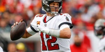 Tom Brady anuncia su regreso a la NFL; otra temporada con TB