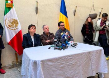 Regresarán 63 paisanos a México tras huir de la guerra en Ucrania