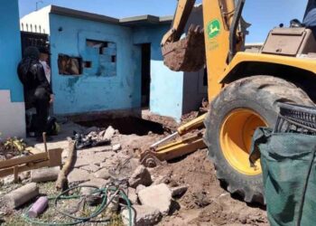 Grupos criminales hacen panteón clandestino en casas abandonadas