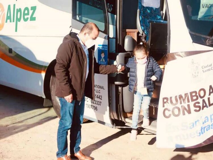 Suspenden vacunación anticovid transfronteriza por balaceras en Nuevo Laredo 