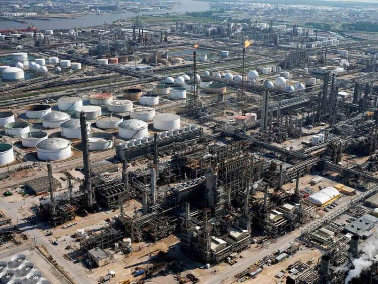 México será autosuficiente en combustibles en 2023 según López Obrador