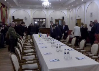 Diálogo entre Rusia y Ucrania se reanuda el miércoles