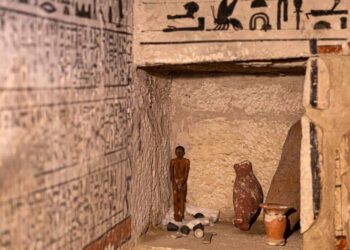 Descubren en Egipto cinco tumbas faraónicas en buen estado