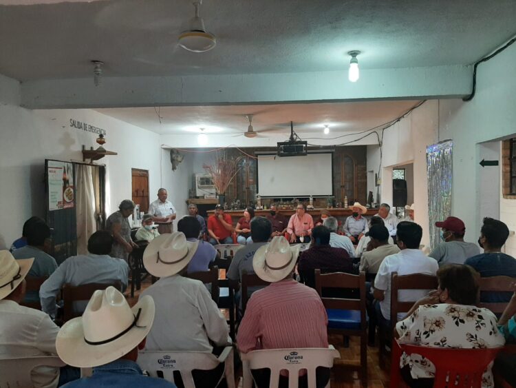 Priistas de Ocampo encabezados por Fausto Gómez se suman a MORENA