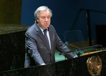 Jefe de la ONU exige poner fin a “guerra absurda” de Rusia en Ucrania