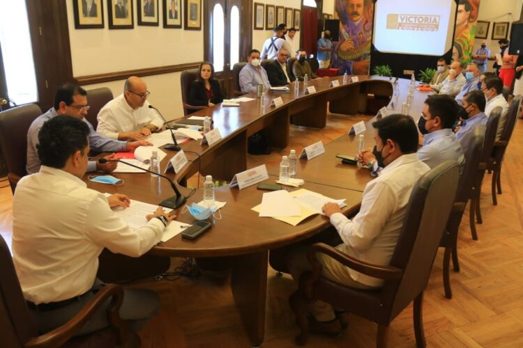 Sesiona Consejo Municipal de Mejora Regulatoria en Victoria