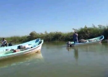 Bloquean pescadores laguna La Escondida; protestan porque no los dejan trabajar