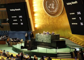Asamblea General de ONU exige a Rusia parar la guerra en Ucrania