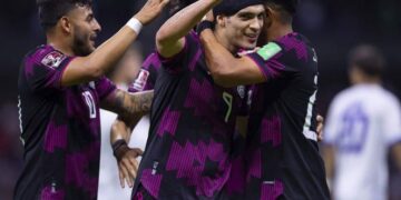 México gana 2-0 a El Salvador y califica al mundial de Qatar