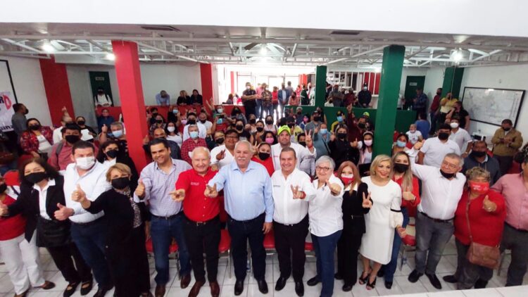Priistas celebran en Reynosa 93 aniversario del tricolor
