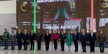 AMLO inaugura su primera obra emblemática: El AIFA