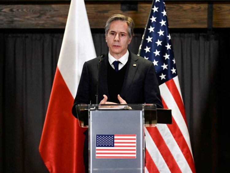 Blinken llega a Polonia; anuncia 2 mil 750 mdd de ayuda para crisis humanitaria