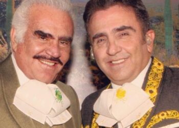 Vicente Fernández Jr asegura que su papá se manifiesta en el rancho