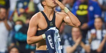 Rayados sale de su crisis y hunde al América