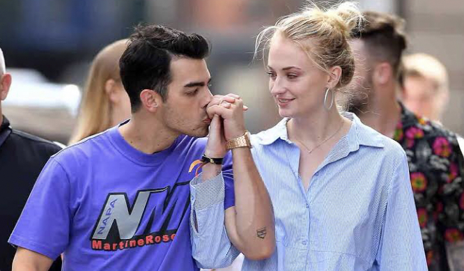 Sophie Turner y Joe Jonas en espera de su segundo hijo