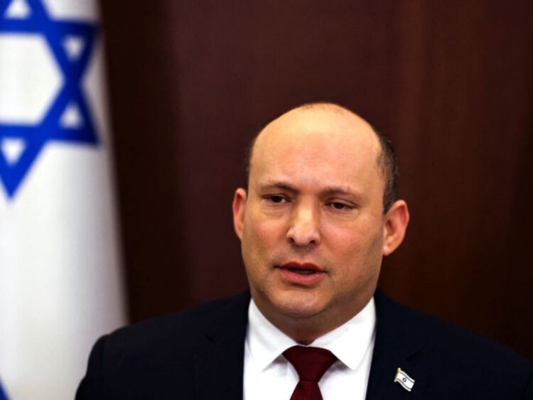 Primer ministro de Israel se lanza como mediador ante Rusia