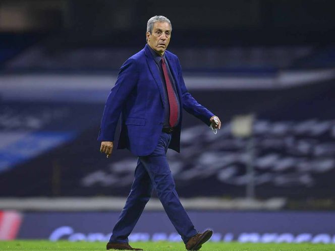 Tomás Boy es hospitalizado en la Ciudad de México