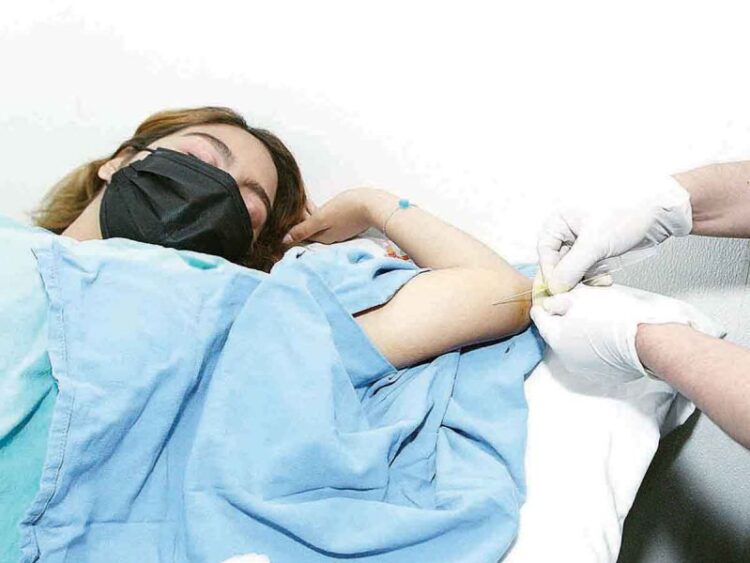 Crece deserción escolar en niñas por embarazos; otras perdieron interés en el estudio