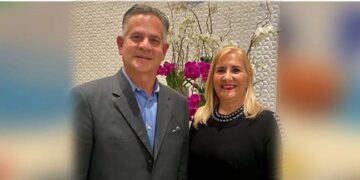 Exfuncionaria de la 4T se adhiere a la campaña de Arturo Diez de Movimiento Ciudadano