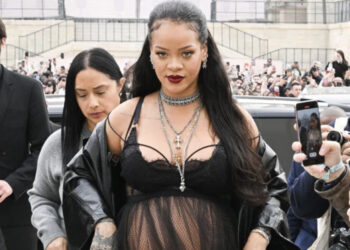 Rihanna en el desfile de Dior