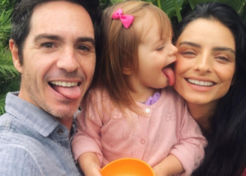 Aislinn Derbez y Mauricio Ochmann pasaron unos divertidos días de playa en compañía de Kailani