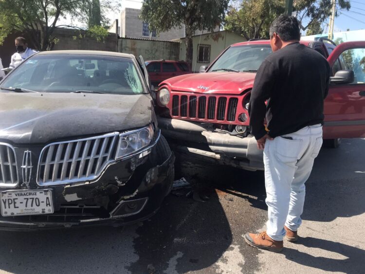 Ocasiona empleado costoso accidente