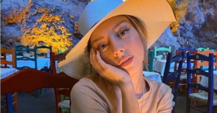 Ester Expósito se defiende ante las críticas por su comportamiento en México