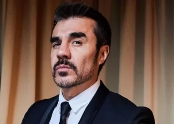 Adrián Uribe temió por su vida al dar un show privado