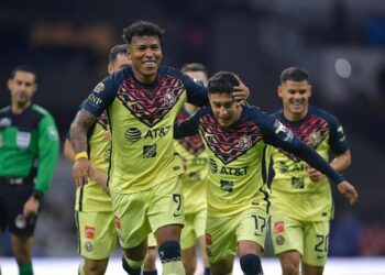 América se impone 3-0 sobre Bravos en el Estadio Azteca