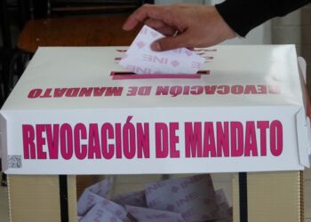 El 92% votó por permanencia de López Obrador en revocación: INE