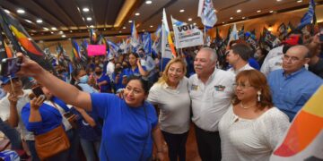 César Verástegui recibe apoyo de grupos ciudadanos en Nuevo Laredo