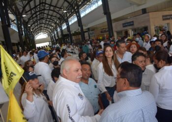 Confían comerciantes de Tampico en  compromisos de Verástegui 