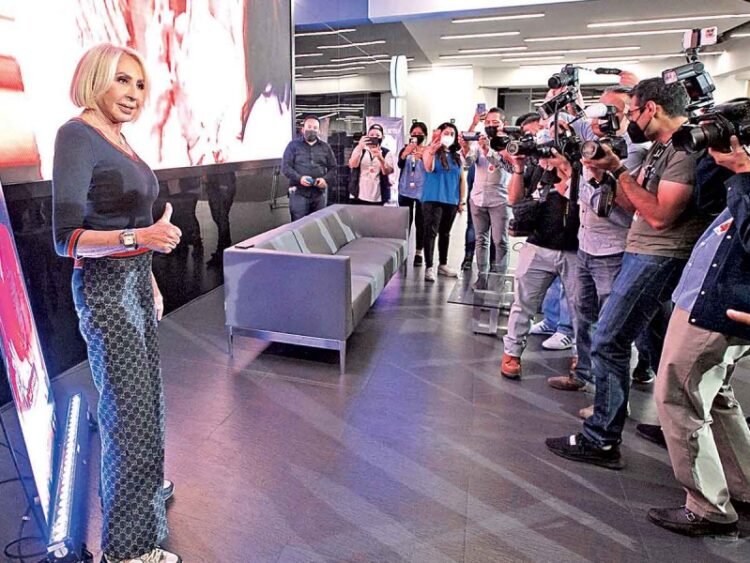 Laura Bozzo estrena espacio en Imagen Televisión