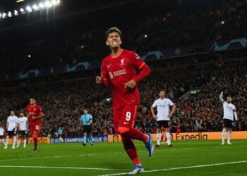Firmino brilla y el Liverpool sella su pase a semifinales de la Champions