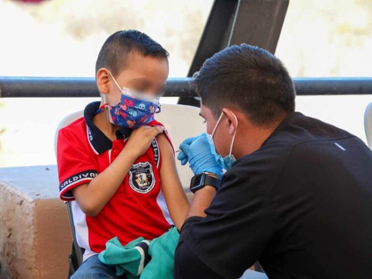 Niñas y niños ya serán vacunados contra covid-19, anuncia López Obrador