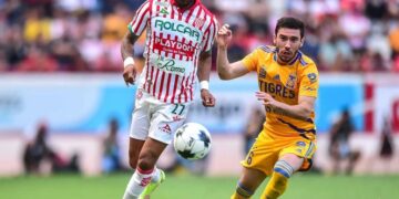 Necaxa sorprende y derrota 2-0 a Tigres de la UANL