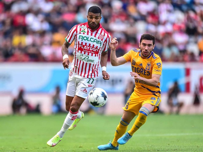 Necaxa sorprende y derrota 2-0 a Tigres de la UANL